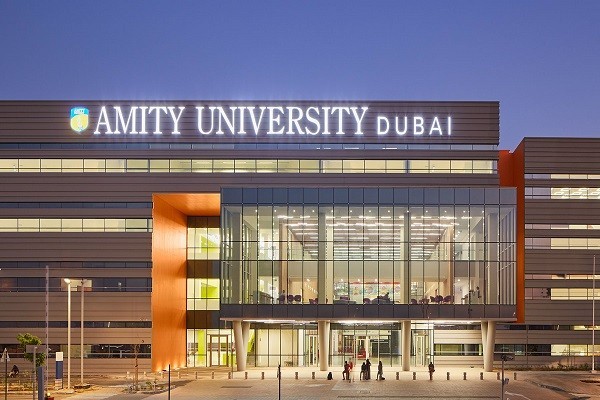 amity-university-accredited-university-in-uae-big-2